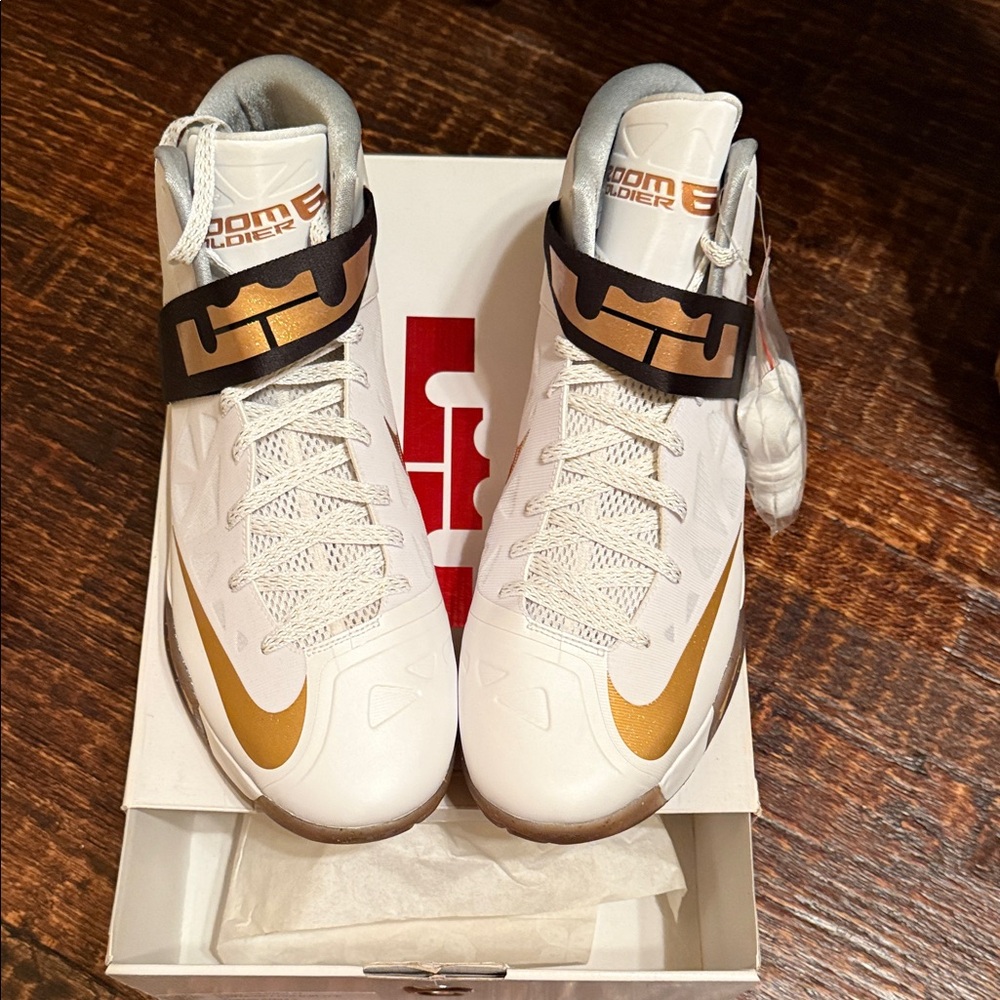 Nike Zoom LeBron Soldier VI White and Gold High-Tops